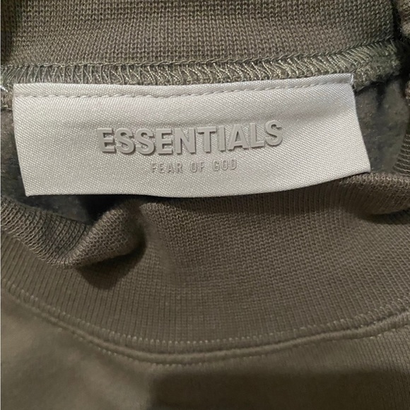 FOG Essentials Crewneck Sweater - Picture 2 of 6